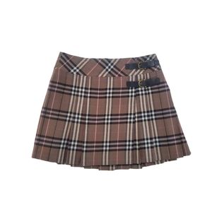 Burberry plaid skirt